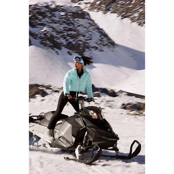 NWOT Free People High Frequency Cropped Puffer Reflection Blue - Size Small - Picture 4 of 8